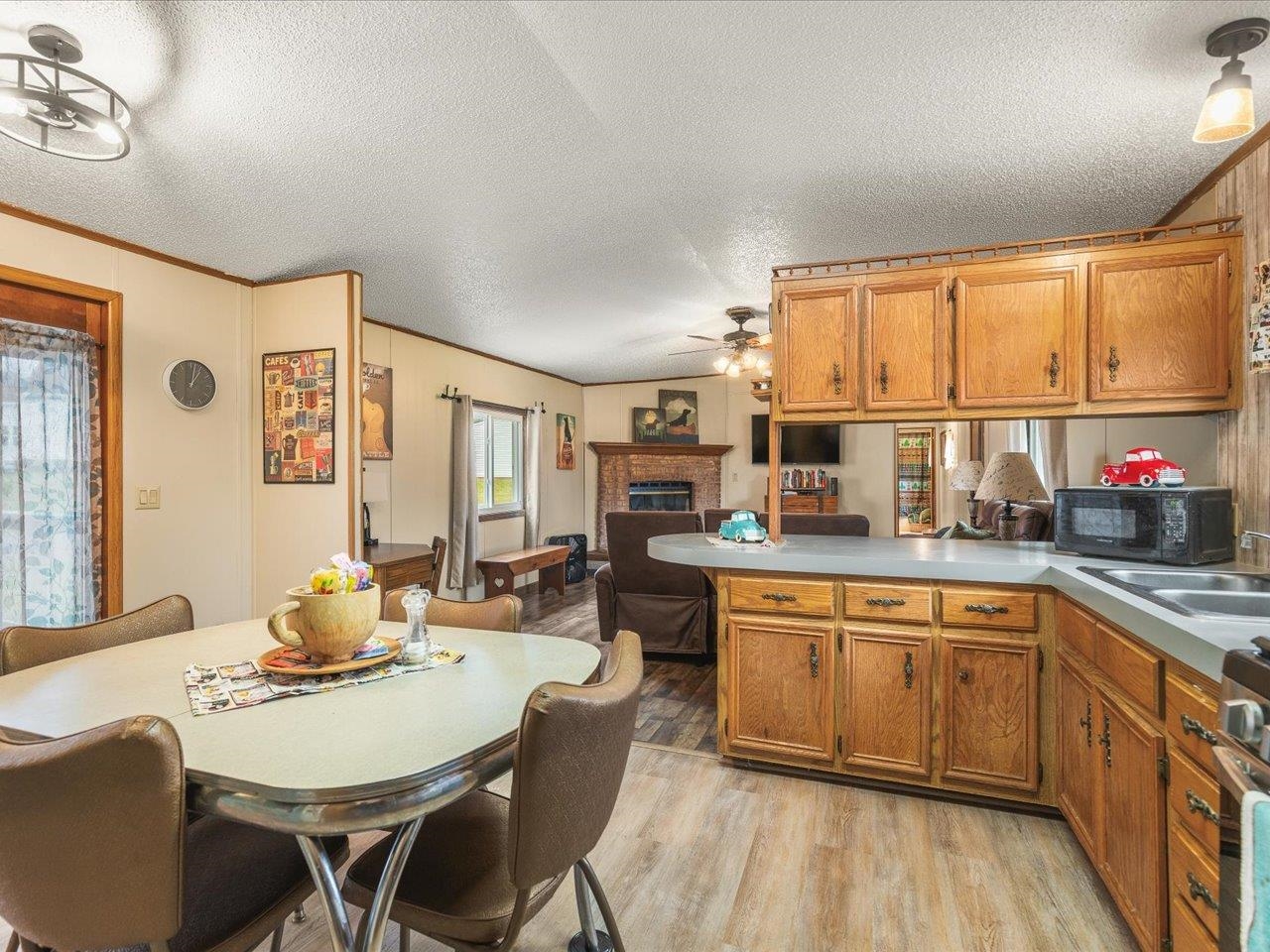 319 North Turner Street Davis, IL 61019 - Photo 7 of 23