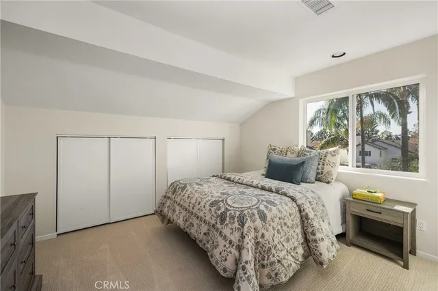 $1,249,800 | 39 Touraine Place, Lake Forest, CA 92610