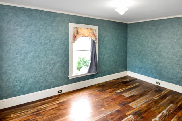 $304,900 | 75 South South Park Street, Bangor, ME 04401