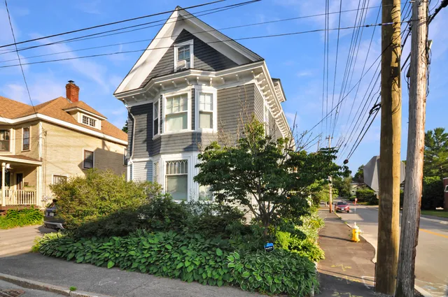 $299,900 | 75 South South Park Street, Bangor, ME 04401