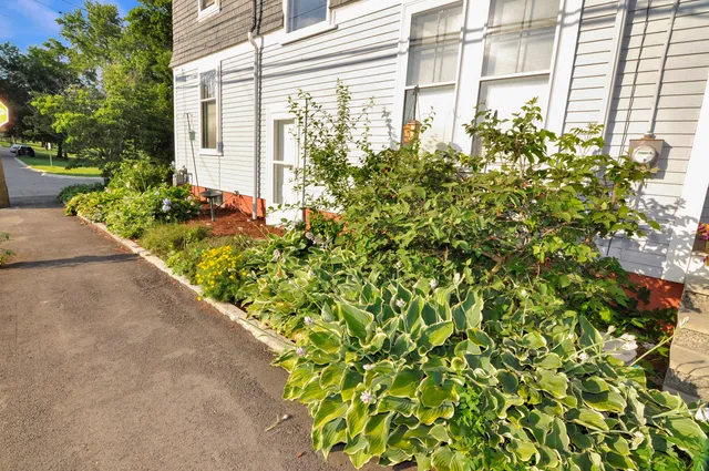 $304,900 | 75 South South Park Street, Bangor, ME 04401