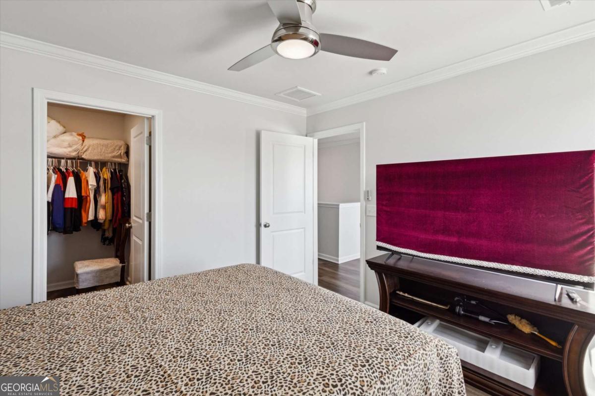 455 Tondee Way Midway, GA 31320 - Photo 34 of 52 a view of a livingroom with furniture