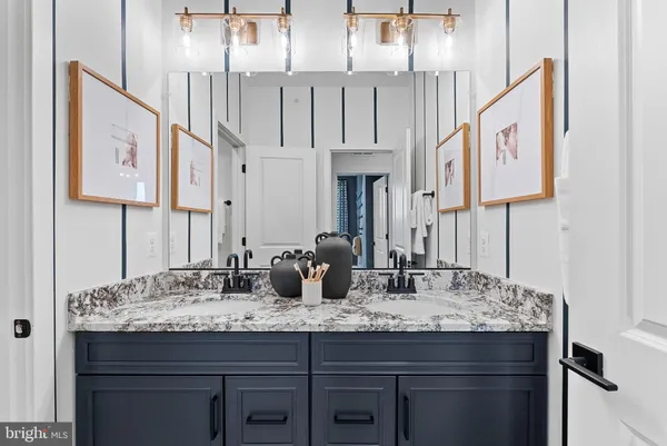 $659,990 | 8 Sepia Square, Unit HE, Ashburn, VA 20147