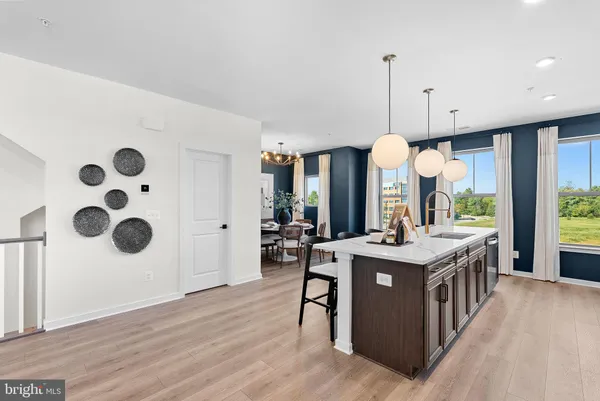 $659,990 | 8 Sepia Square, Unit HE, Ashburn, VA 20147