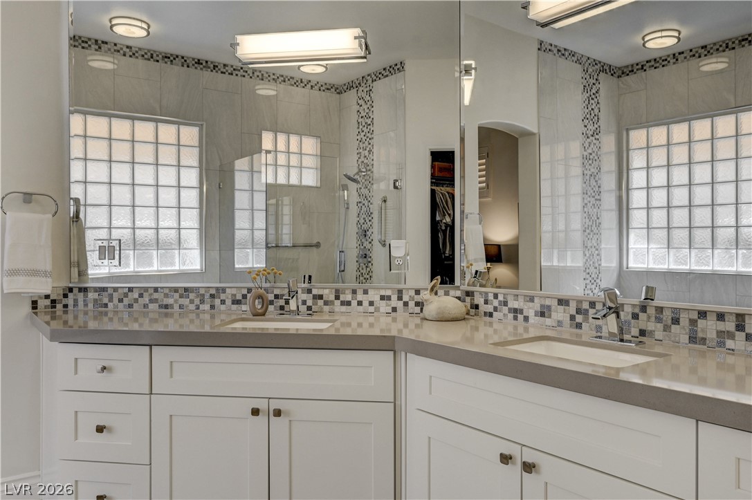457 Indigo Springs Street Henderson, NV 89014 - Photo 22 of 58 Dual undermount bathrooms sinks.