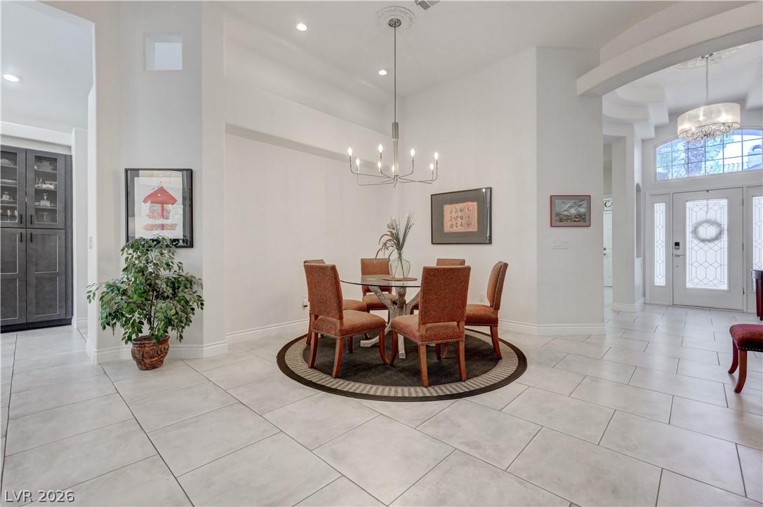 457 Indigo Springs Street Henderson, NV 89014 - Photo 3 of 58 Dining area