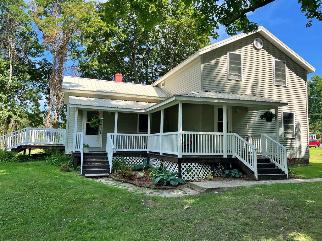 29 Old State Road Keeseville, NY 12911 - Photo 1 of 24