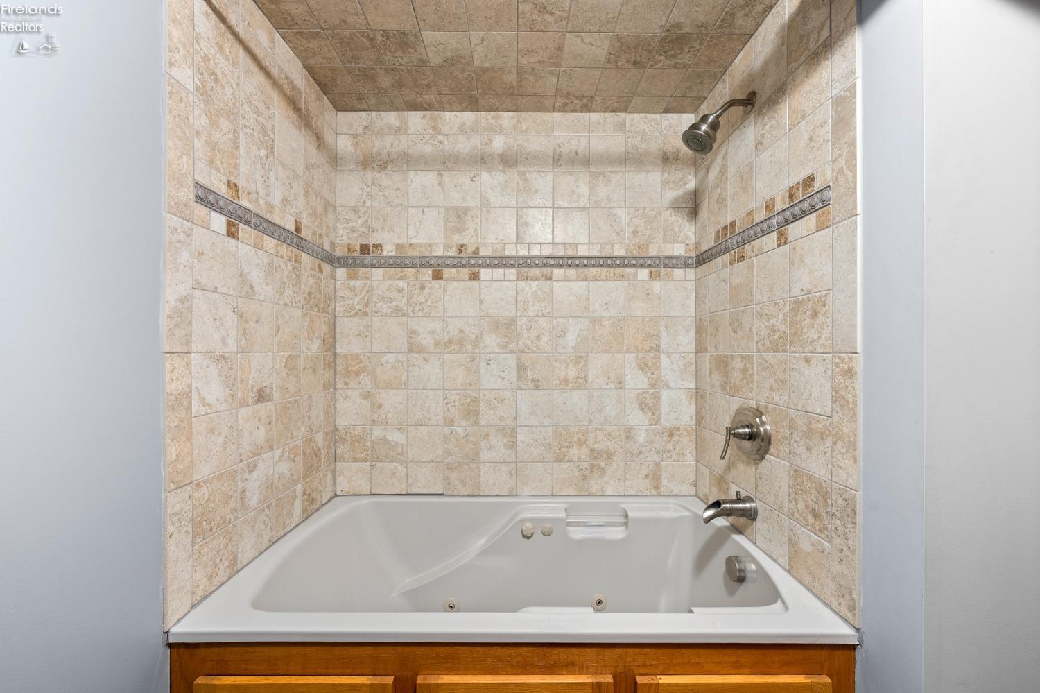 1794 Graham Road Willard, OH 44890 - Photo 36 of 49 Gallery Image 36