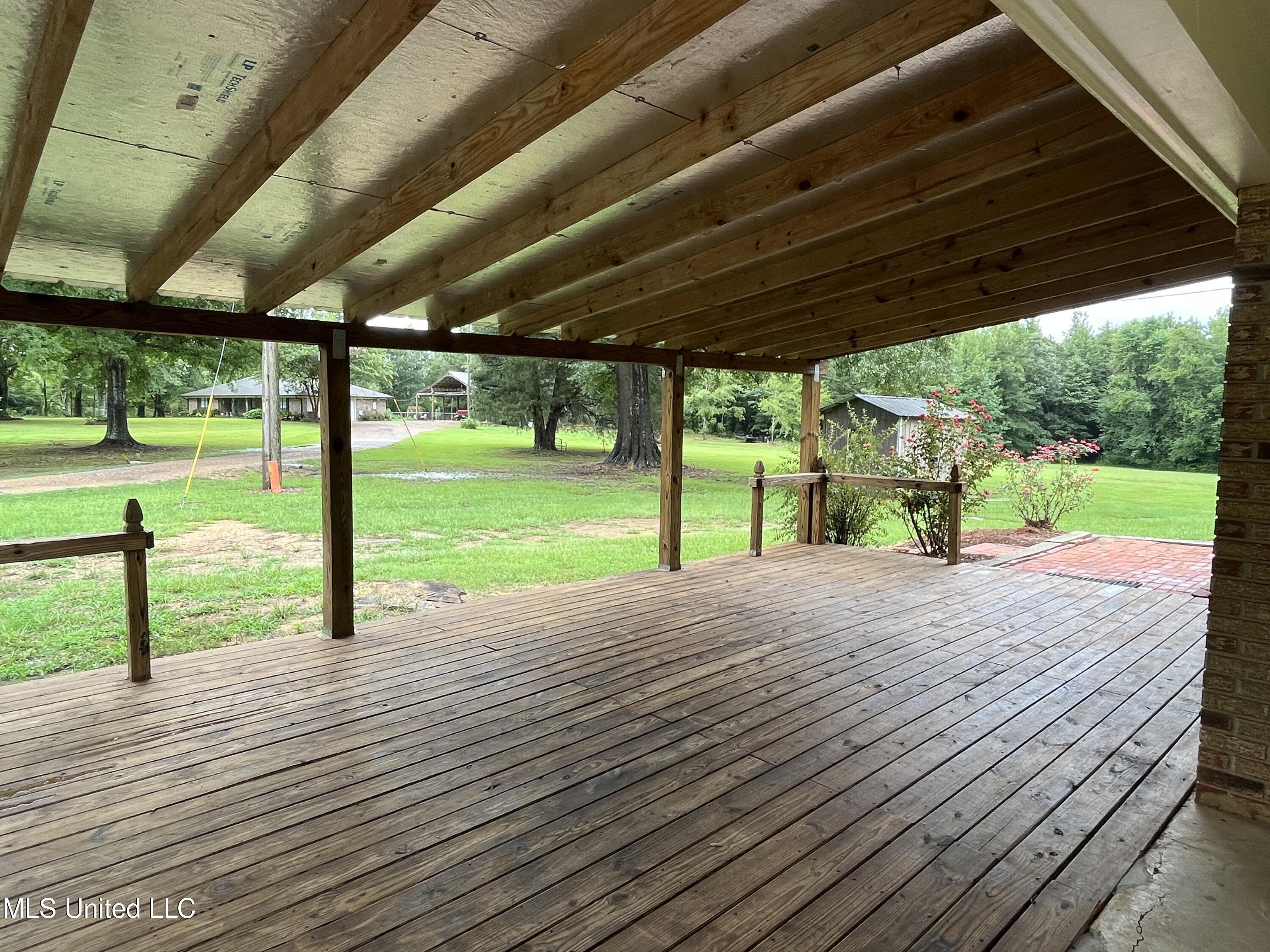 214 Boteler Road Florence, MS 39073 - Photo 15 of 39 IMG_2812