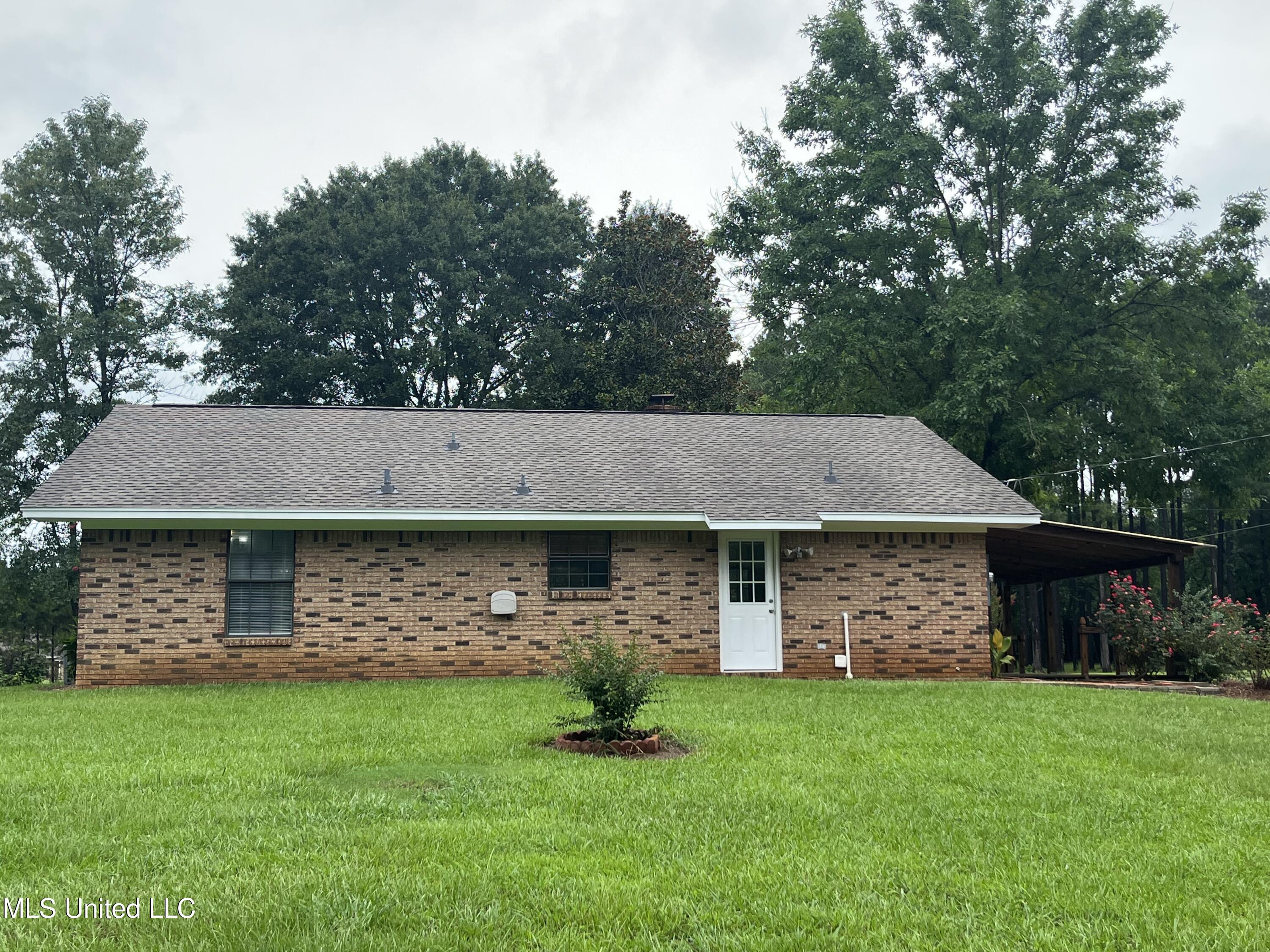 214 Boteler Road Florence, MS 39073 - Photo 7 of 39 IMG_2816