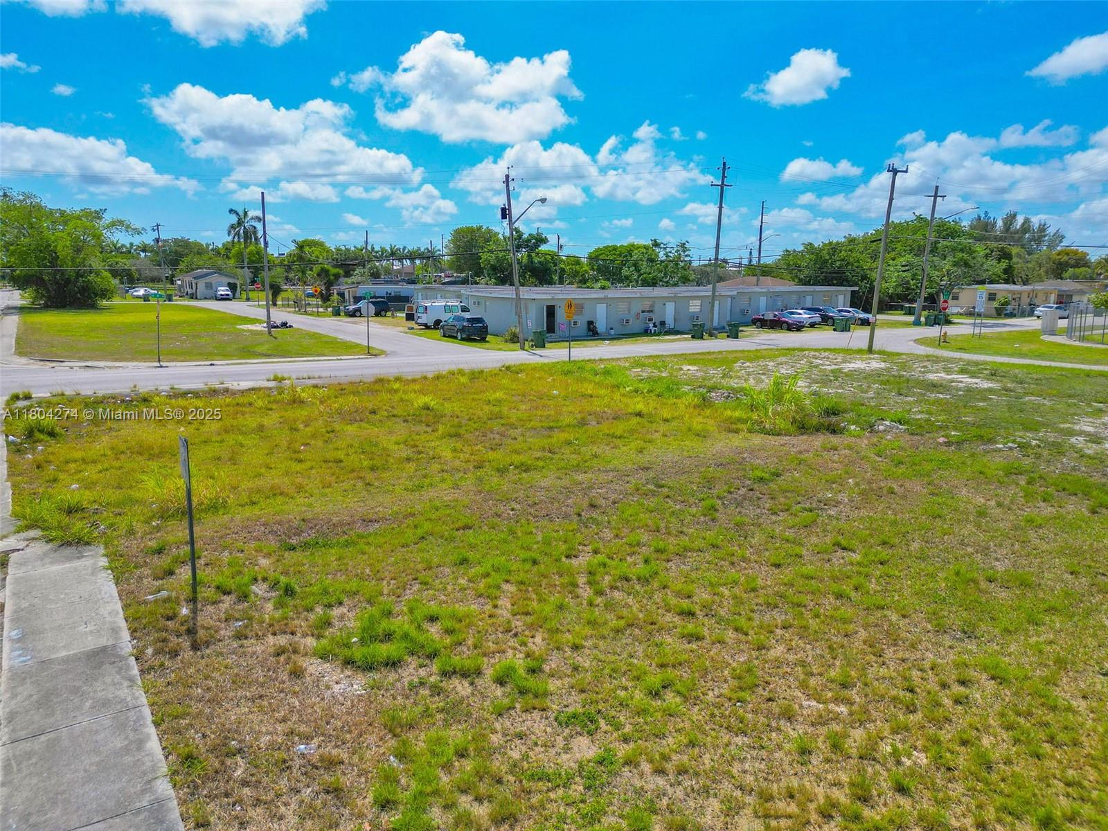 402 Southwest 6th Street Homestead, FL 33030 - Photo 3 of 12 a view of a lake with houses