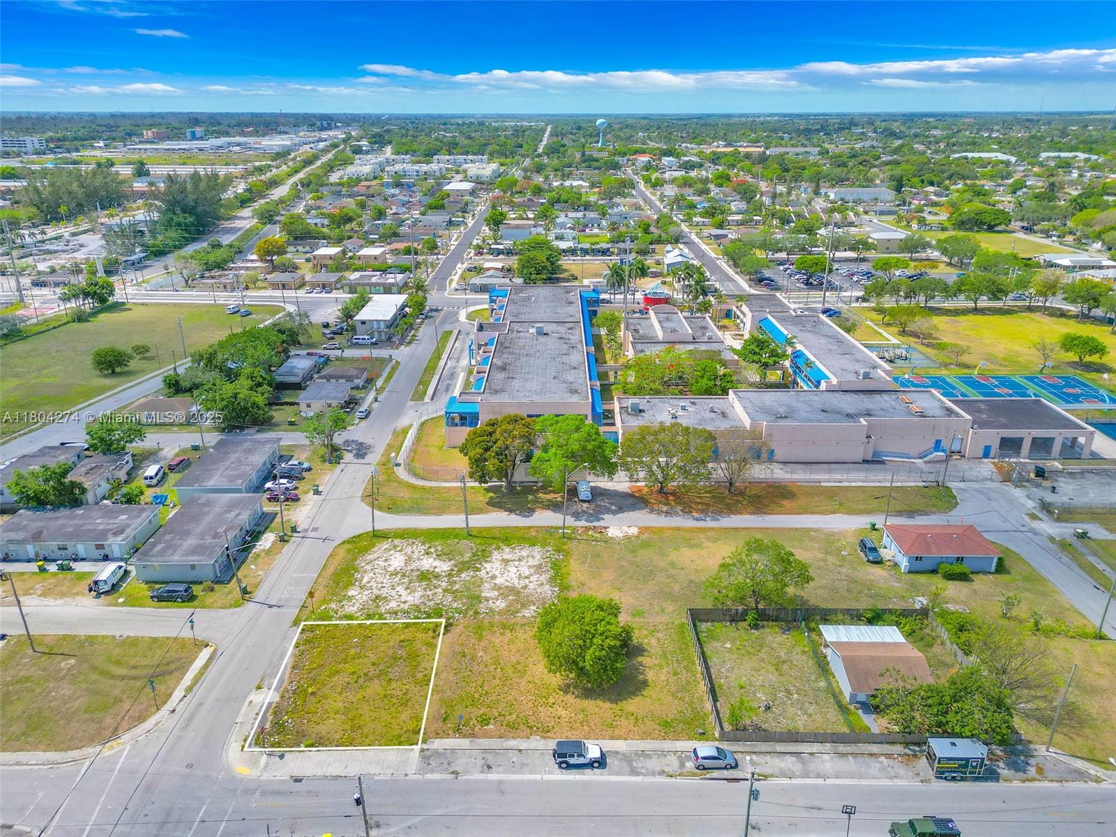 402 Southwest 6th Street Homestead, FL 33030 - Photo 10 of 12 a view of an ocean view