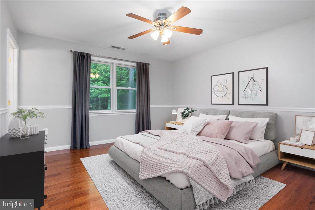 1232 Perrys Corner Road Grasonville, MD 21638 - Photo 13 of 35 Spacious owners suite w/ en suite full bath