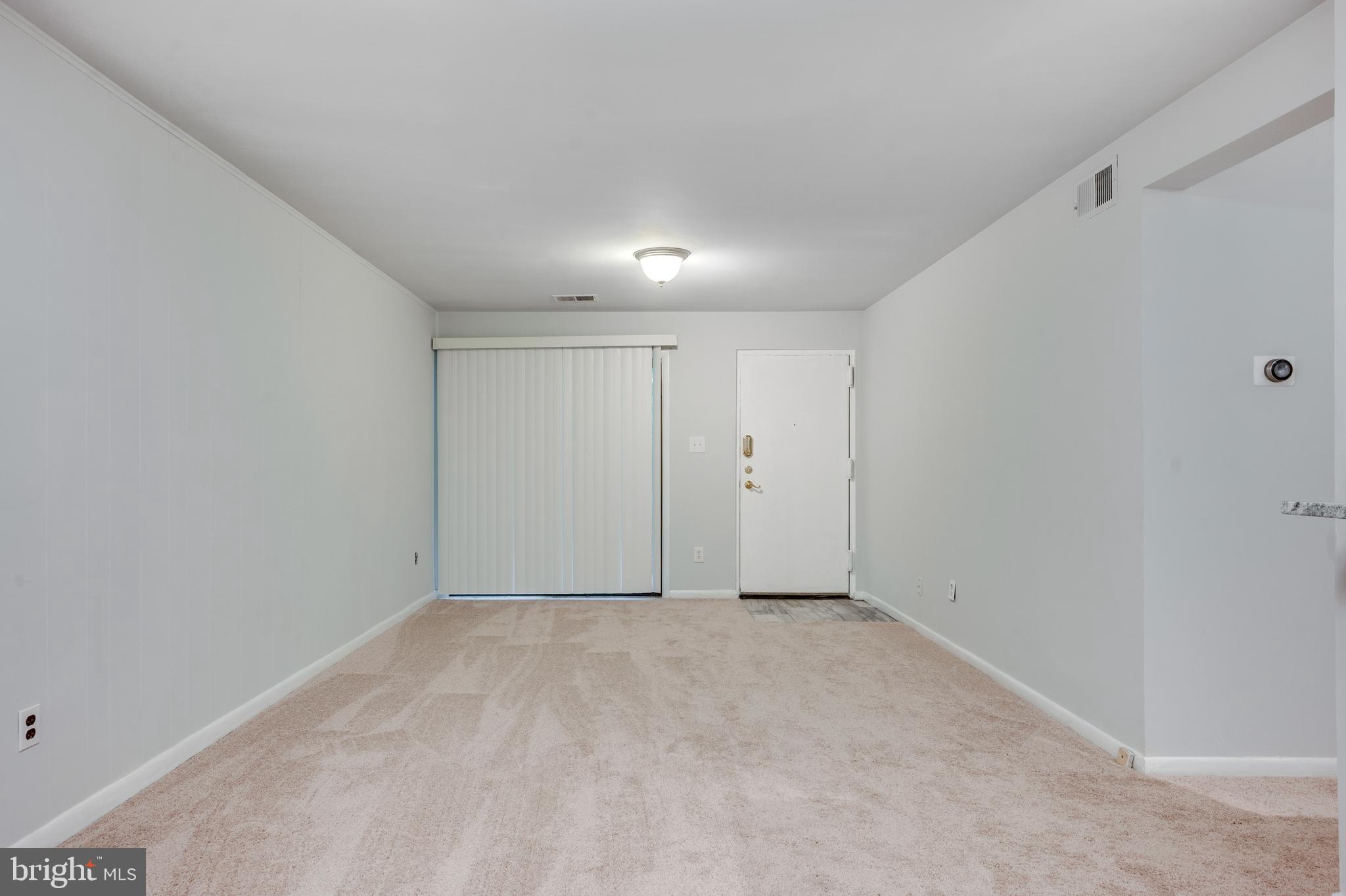 5806 Royal Ridge Drive, Unit J Springfield, VA 22152 - Photo 4 of 20 Gallery Image 4