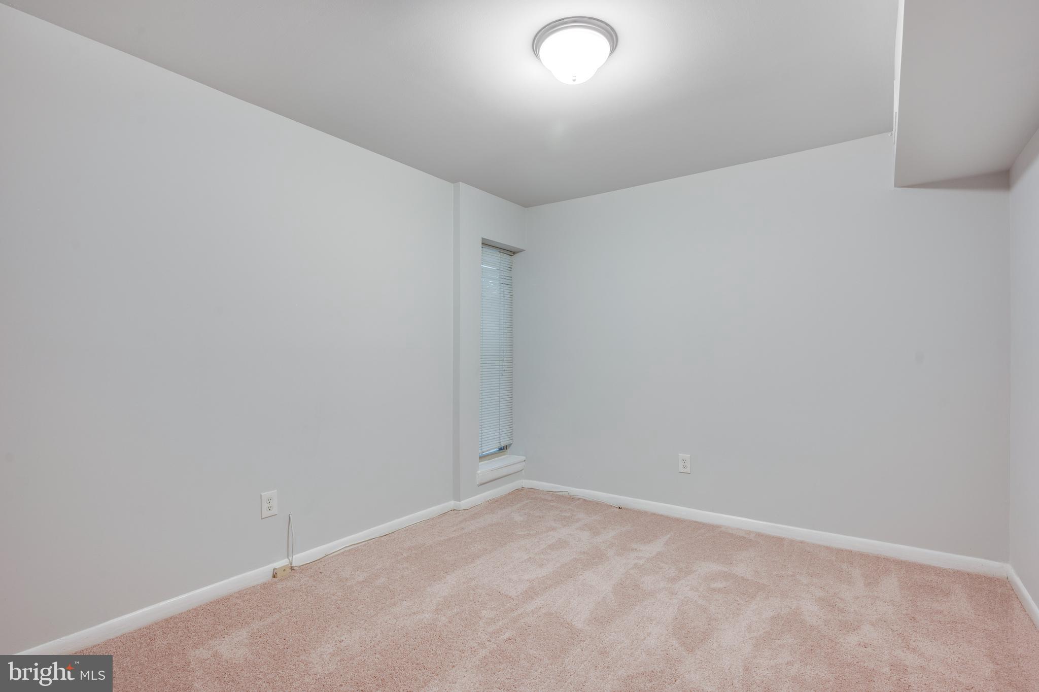 5806 Royal Ridge Drive, Unit J Springfield, VA 22152 - Photo 8 of 20 Gallery Image 8