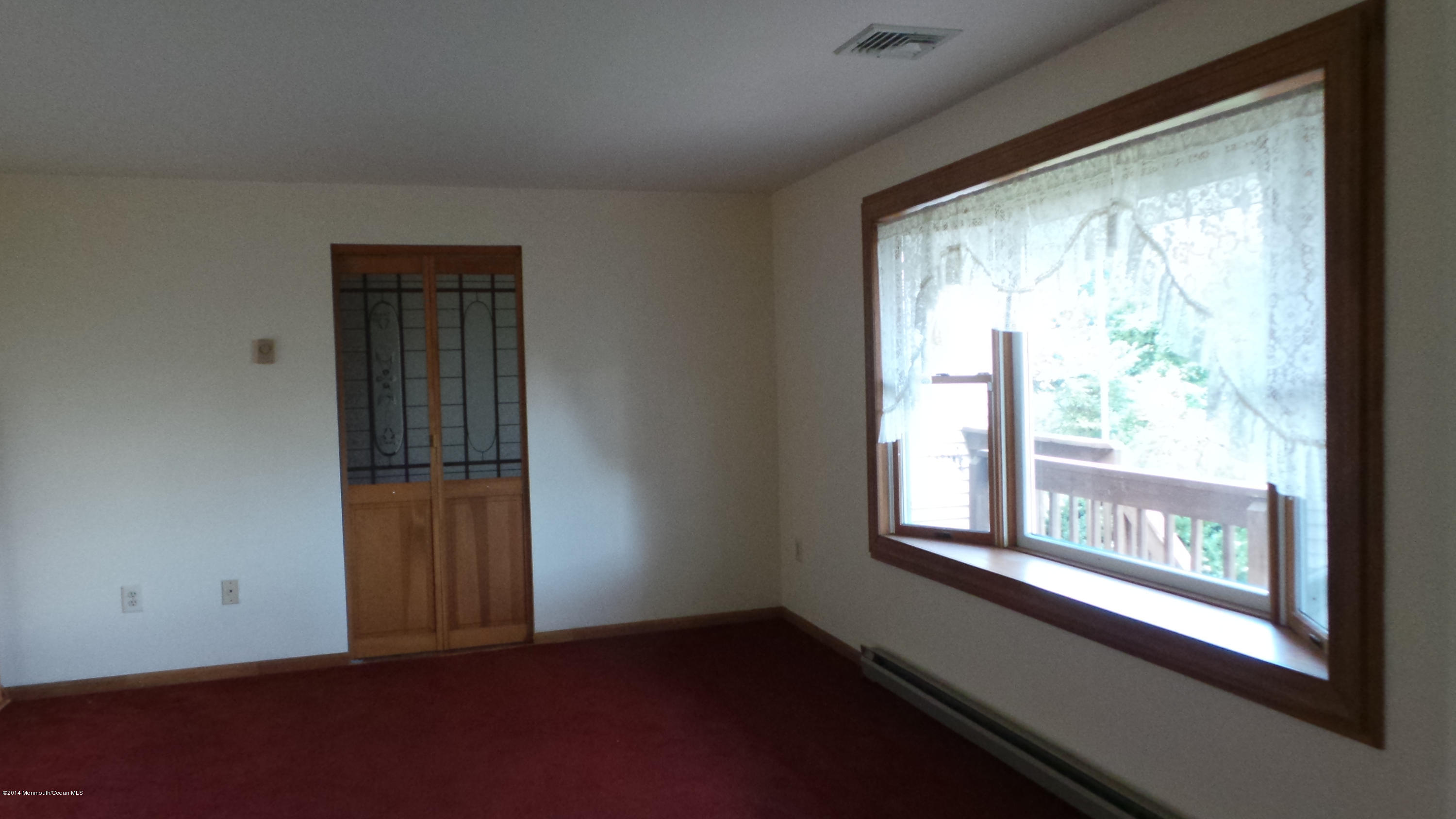 125 Millhurst Road Manalapan, NJ 07726 - Photo 6 of 24 2014-10-30 14