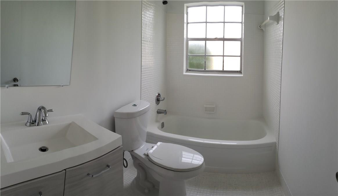 22765 Southwest 56th Avenue Boca Raton, FL 33433 - Photo 7 of 24 Photo 7