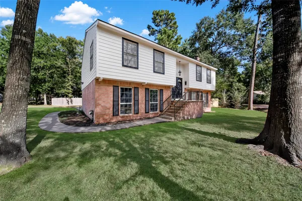 $2,450 | 2603 Rosewood Place, The Woodlands, TX 77380
