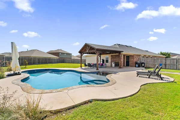 $2,700 | 1312 Cedar Hollow Drive, Princeton, TX 75407