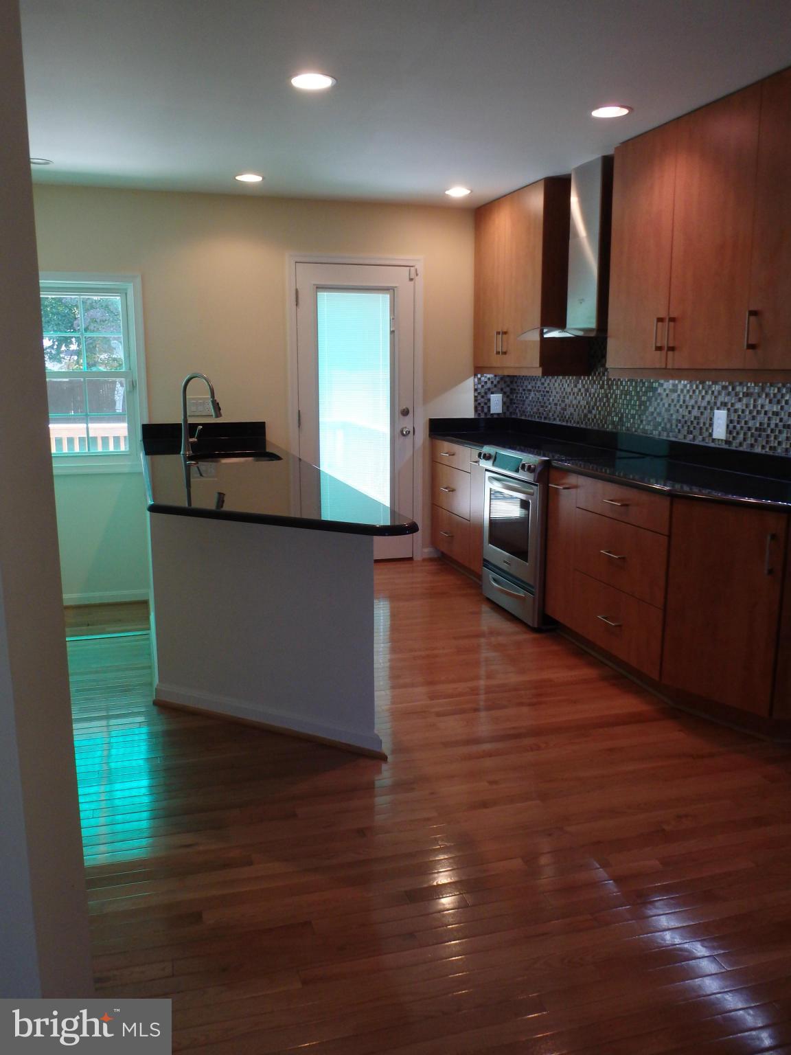 1211 Ruppert Road Silver Spring, MD 20903 - Photo 3 of 25 Kitchen