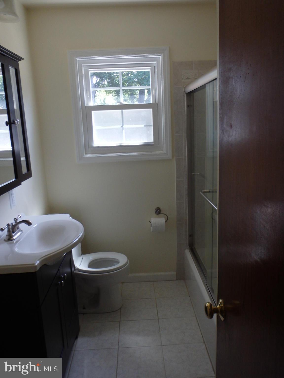 1211 Ruppert Road Silver Spring, MD 20903 - Photo 22 of 25 Bath