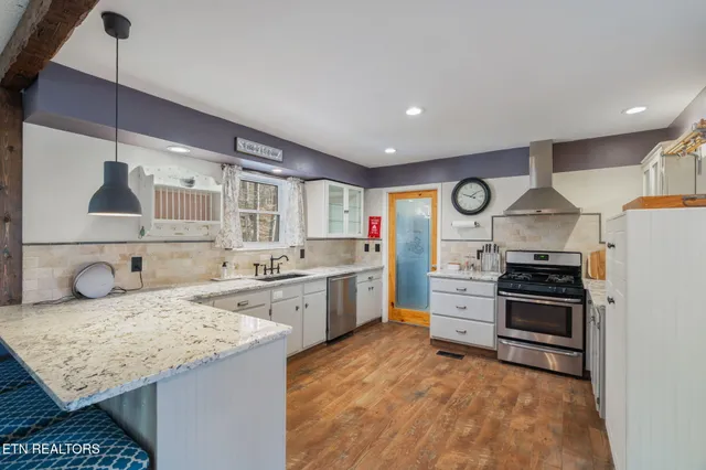 $480,000 | 744 Butler Drive, Loudon, TN 37774