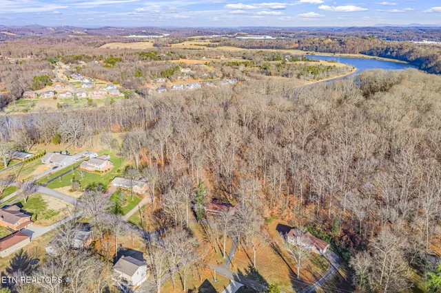 $480,000 | 744 Butler Drive, Loudon, TN 37774