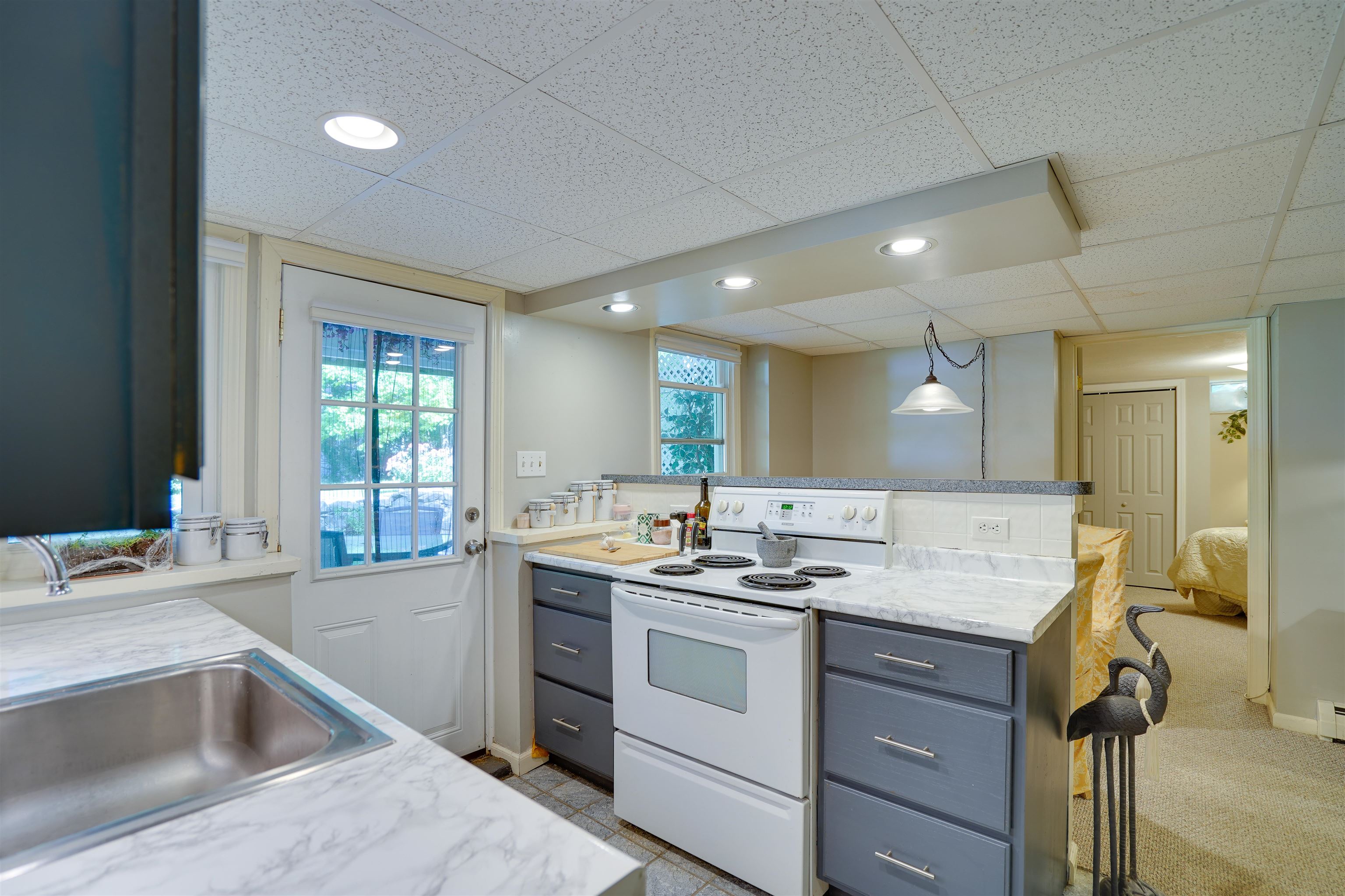 213 Harris Road Nashua, NH 03062 - Photo 22 of 40