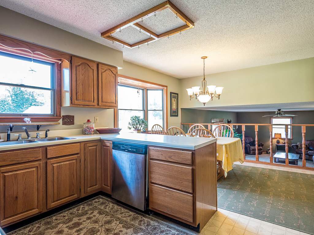 4235 West Wallen Road Fort Wayne, IN 46818 - Photo 13 of 36