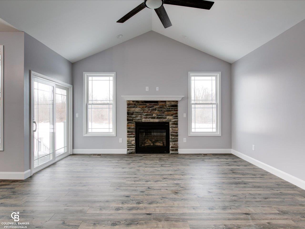 4068 Neuman Road St. Clair, MI 48079 - Photo 6 of 37 50142959-79e658f7-dbd9-48a1-87cb-b12c79d3b2ff.JPG