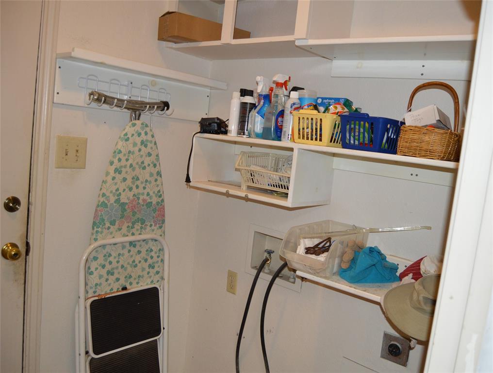 1012 Meridith Drive Terrell, TX 75160 - Photo 8 of 26 Laundry area with hookup for a washing machine