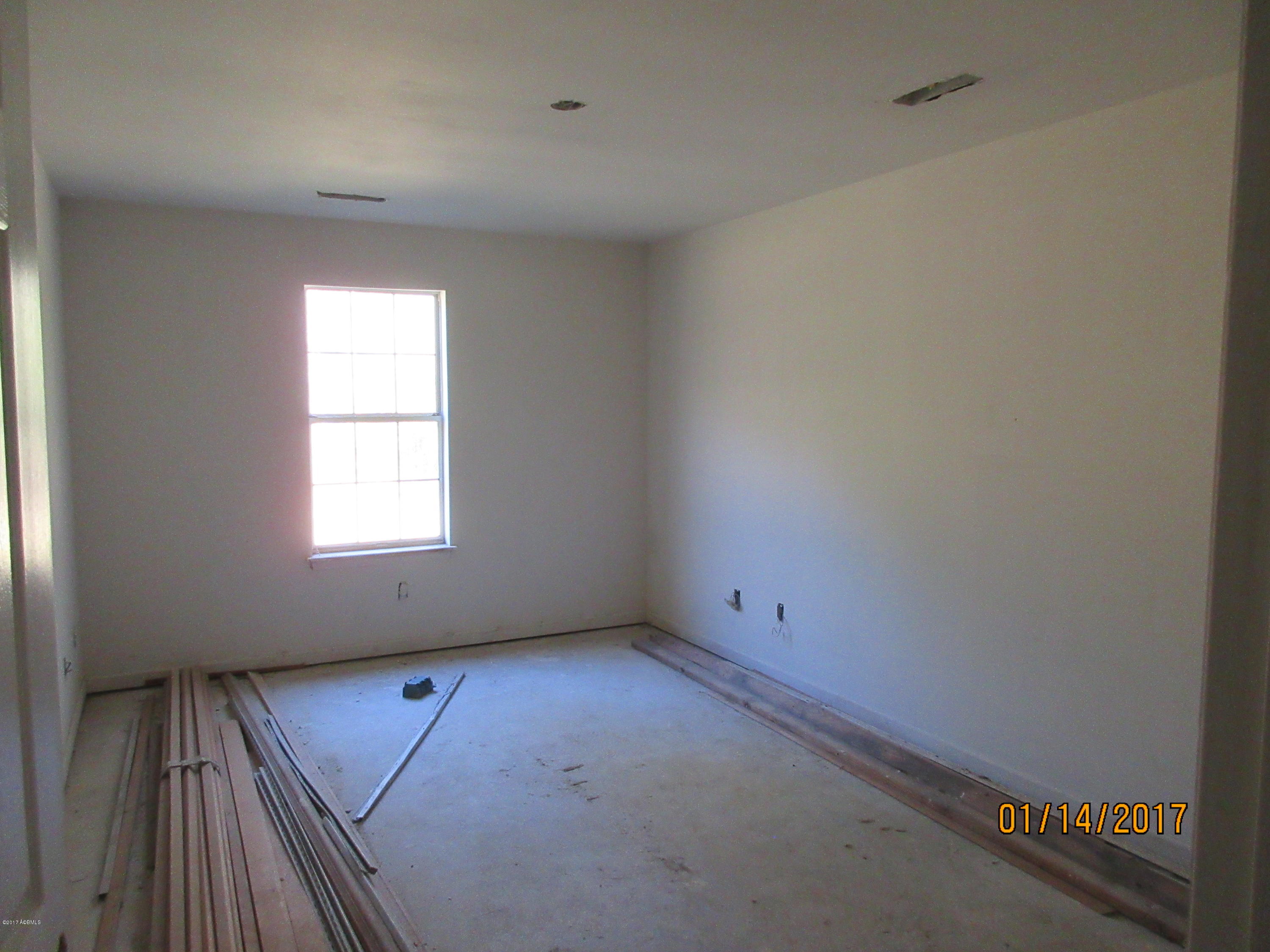 124 Stroup Road Seabrook, SC 29940 - Photo 5 of 25 IMG_0545