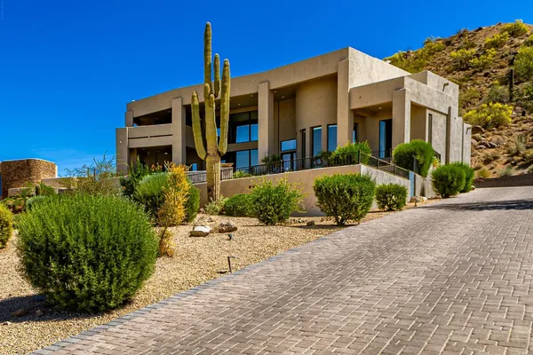 $7,900 | 8540 East McDowell Road, Unit 22, Mesa, AZ 85207