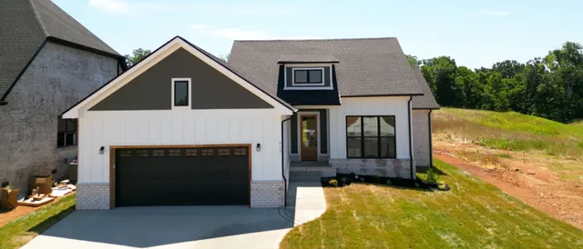 $2,300 | 517 Foxglove Lane, Clarksville, TN 37043