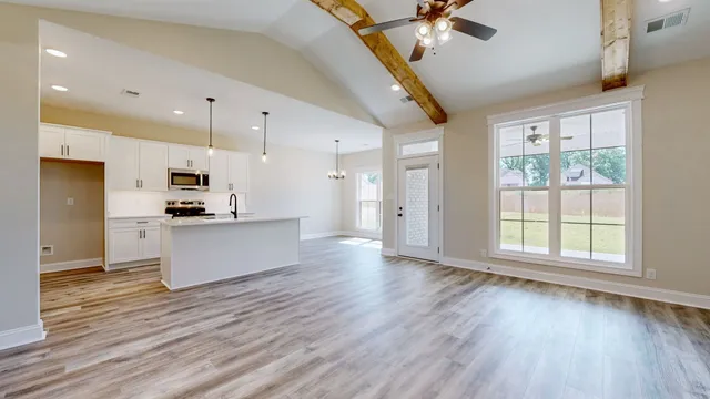 $2,300 | 517 Foxglove Lane, Clarksville, TN 37043