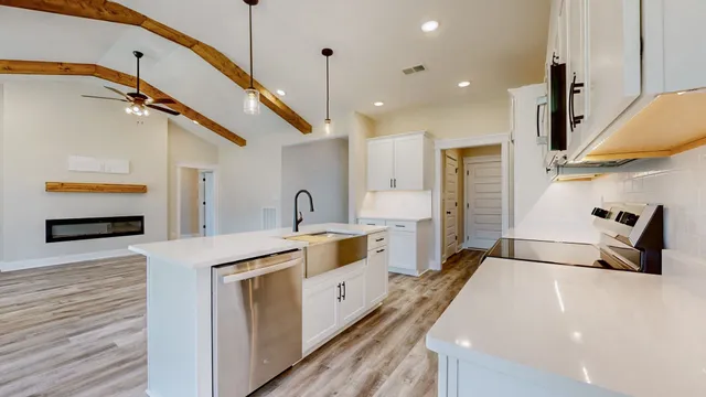 $2,300 | 517 Foxglove Lane, Clarksville, TN 37043