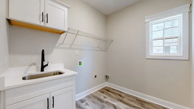 $2,300 | 517 Foxglove Lane, Clarksville, TN 37043