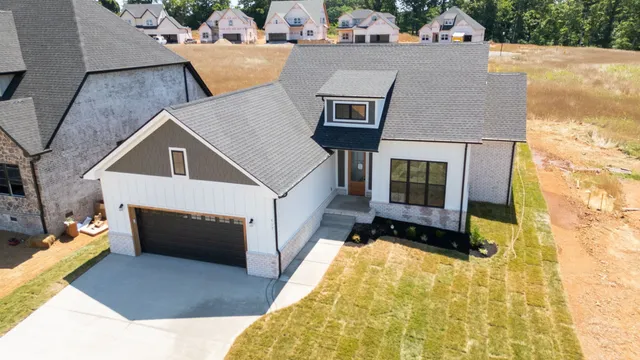 $2,300 | 517 Foxglove Lane, Clarksville, TN 37043