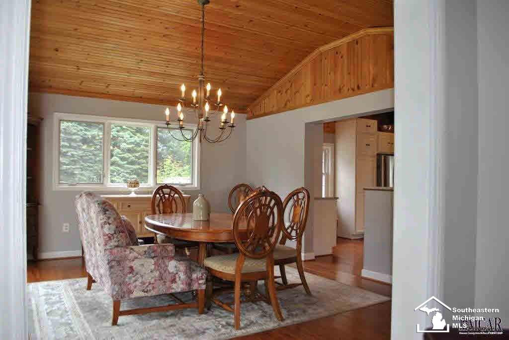 1319 East Hurd Road Monroe, MI 48162 - Photo 8 of 33 21310062-7.JPG