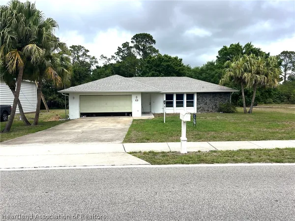$1,650 | 473 South Sun N Lakes Boulevard, Lake Placid, FL 33852