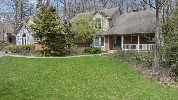 $615,000 | 5990 Lynne Hollow Drive, Commerce Township, MI 48382