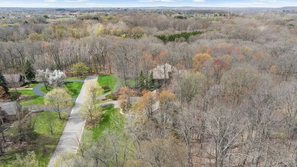 $615,000 | 5990 Lynne Hollow Drive, Commerce Township, MI 48382