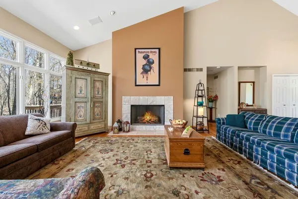 $615,000 | 5990 Lynne Hollow Drive, Commerce Township, MI 48382