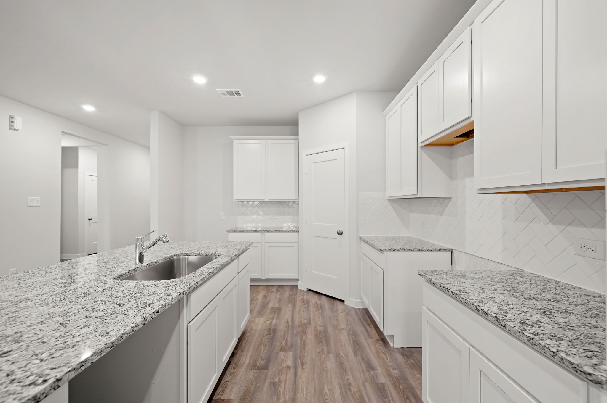 9703 Caney Bend Road Conroe, TX 77303 - Photo 5 of 22 representative photo