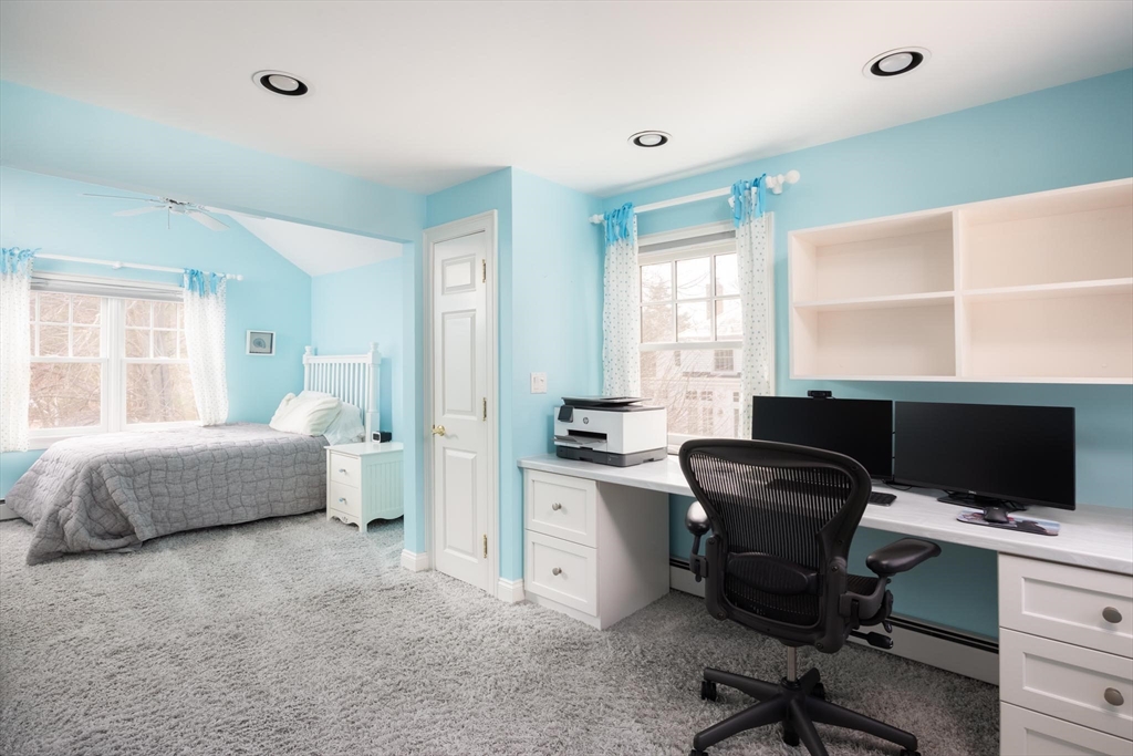 99 Hagen Road Newton, MA 02459 - Photo 14 of 17
