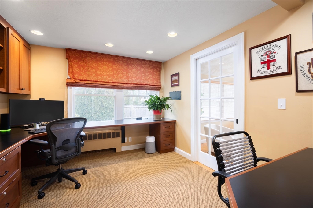 99 Hagen Road Newton, MA 02459 - Photo 9 of 17