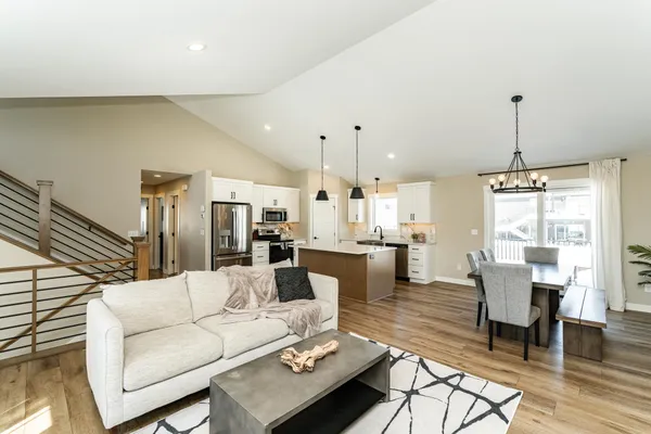 $715,000 | 6265 Summit Pine Road Northwest, Rochester, MN 55901