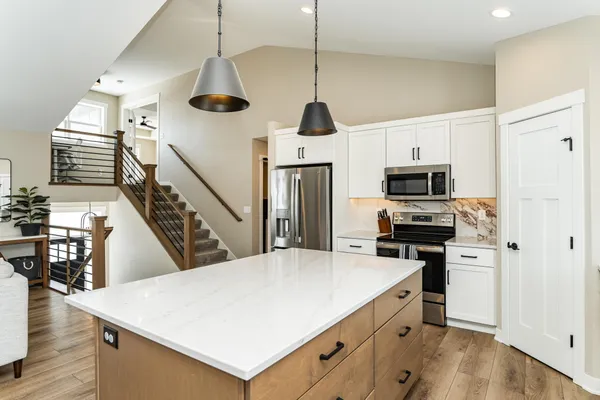 $715,000 | 6265 Summit Pine Road Northwest, Rochester, MN 55901