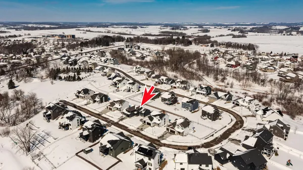 $715,000 | 6265 Summit Pine Road Northwest, Rochester, MN 55901