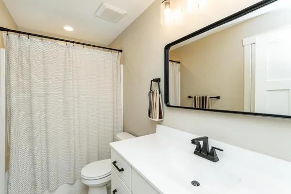 $715,000 | 6265 Summit Pine Road Northwest, Rochester, MN 55901